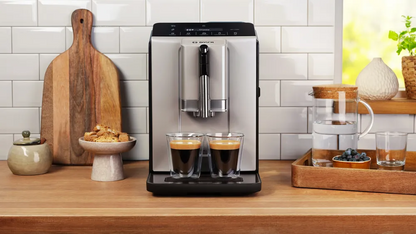 BOSCH TIG 20301 Series 2 Fully automatic coffee machine VeroCafe Silk Silver, Removable water tank