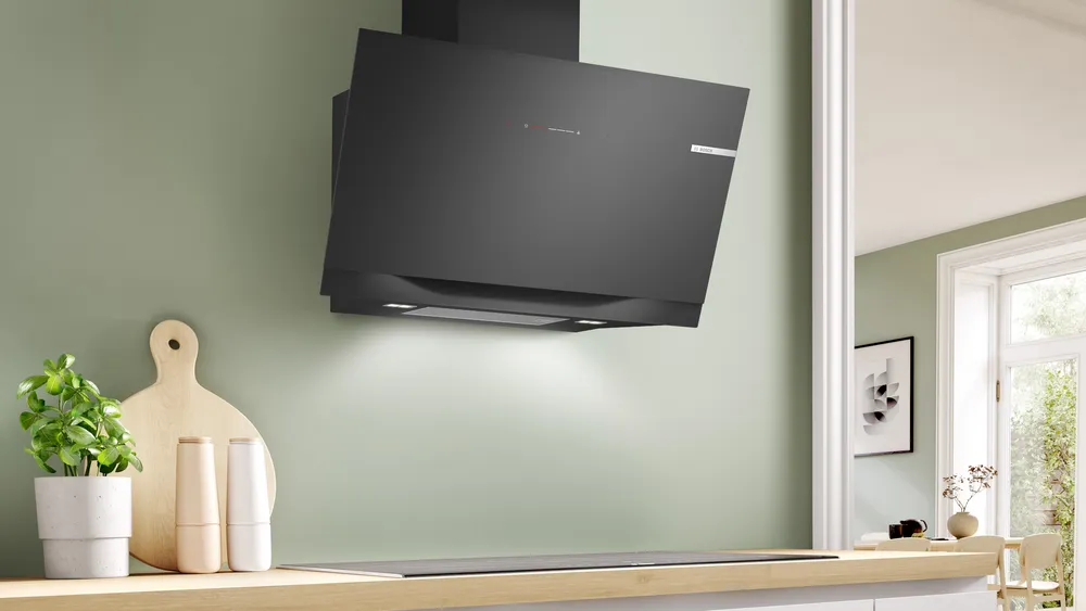 BOSCH DWK91LT60 Series 8 Wall-mounted Hood 90cm clear glass black printed