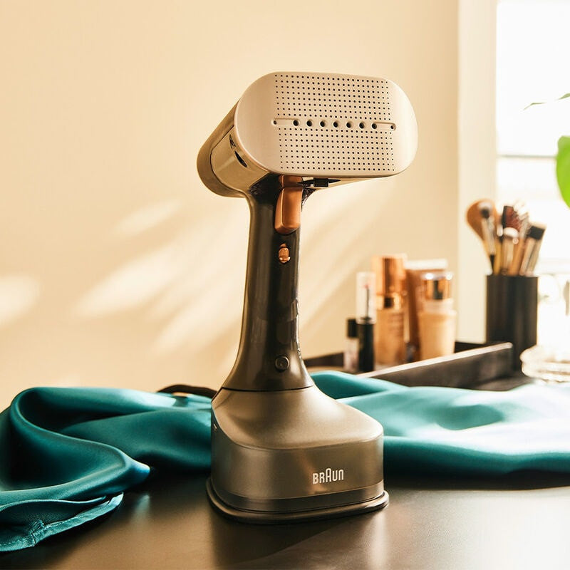 BRAUN GS7077BK QuickStyle 7 Garment steamer GS 7077 Black/copper