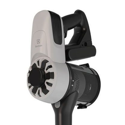 ELECTROLUX EFP31212 UltimateHome  300 handstick  vacuum cleaner