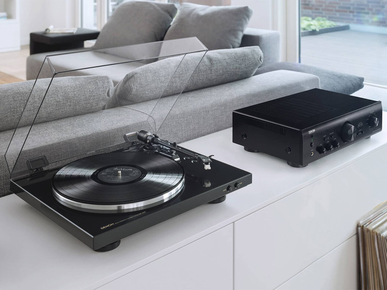 DENON DP-300F Fully automatic analogue Turntable