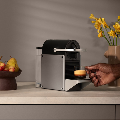 NESPRESSO C62-SG-TI-NE / D62-SG-BL-NE Pixie Coffee Machine