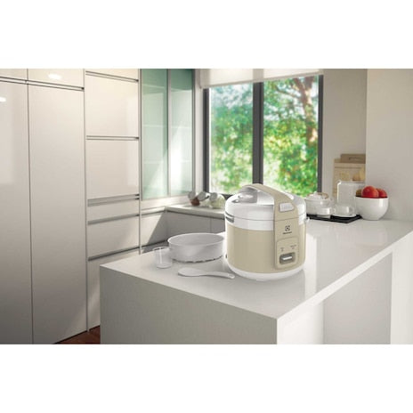 ELECTROLUX E4RC1-350B UltimateTaste 300 Rice Cooker 1.8L