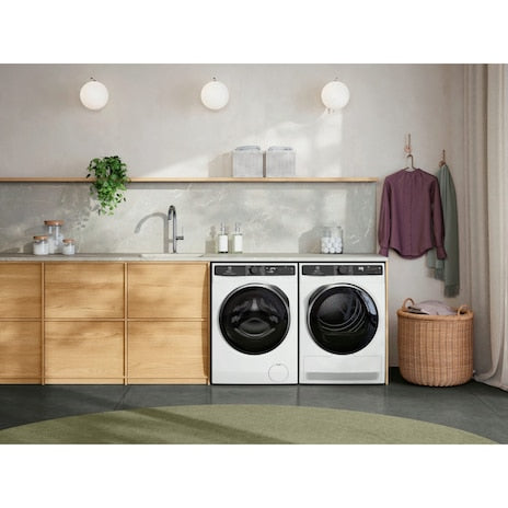 ELECTROLUX EDH903R7WC Ultimate Care 700 Heat Pump Dryer 9kg