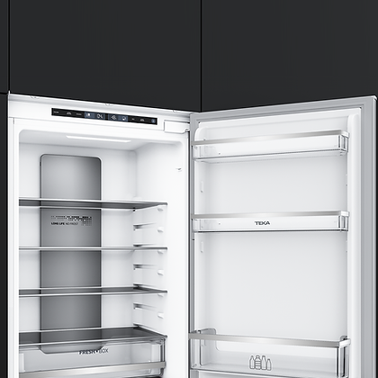 TEKA RBF 73380 FI Built-In Refrigerator 244L