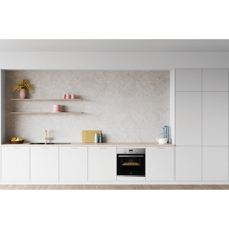 ELECTROLUX KOH3H00BX 60cm UltimateTaste 300 built-in single oven with 65L capacity