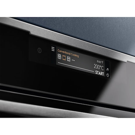 ELECTROLUX KOAAS31X 60cm UltimateTaste 900 built-in single oven with 70L capacity